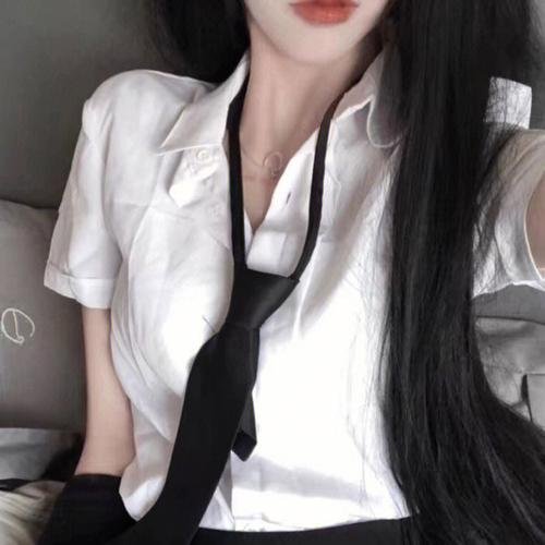 四人帮翻转校园